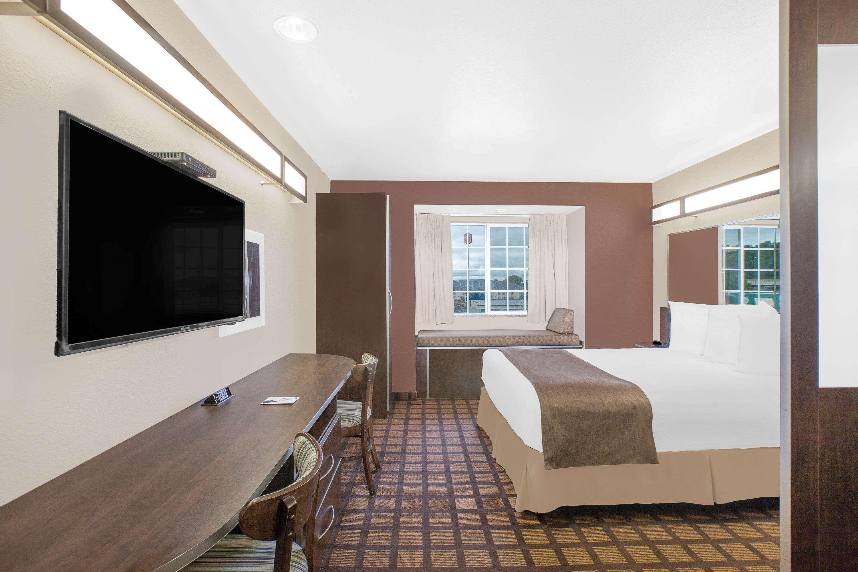 Microtel Inn & Suites By Wyndham Конуэй Экстерьер фото
